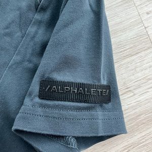 ALPHALETE SCALLOP TEE
